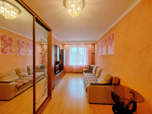 Продам двухкомнатную (2-комн.) квартиру, Светлановский пр-кт, 103А, Санкт-Петербург г