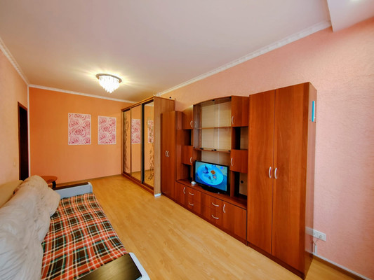 Продам двухкомнатную (2-комн.) квартиру, Светлановский пр-кт, 103А, Санкт-Петербург г
