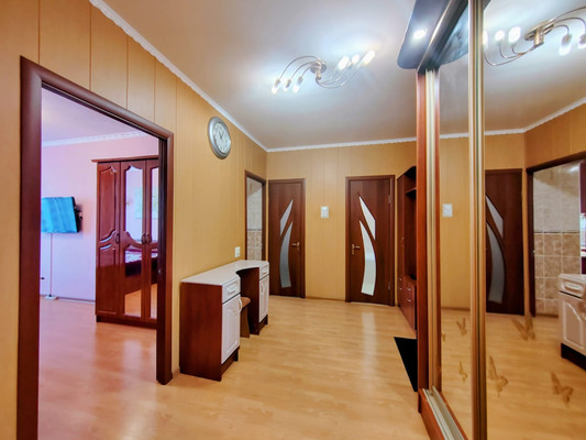 Продам двухкомнатную (2-комн.) квартиру, Светлановский пр-кт, 103А, Санкт-Петербург г