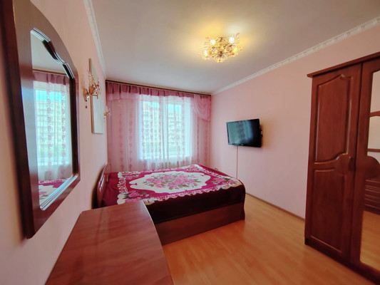 Продам двухкомнатную (2-комн.) квартиру, Светлановский пр-кт, 103А, Санкт-Петербург г