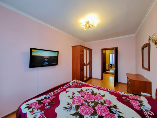 Продам двухкомнатную (2-комн.) квартиру, Светлановский пр-кт, 103А, Санкт-Петербург г