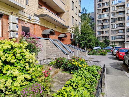 Продам двухкомнатную (2-комн.) квартиру, Светлановский пр-кт, 103А, Санкт-Петербург г