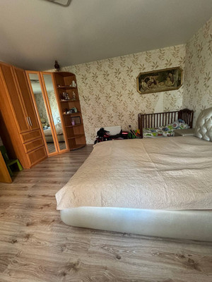 Продам двухкомнатную (2-комн.) квартиру, Тихая ул, 5, Калининград г