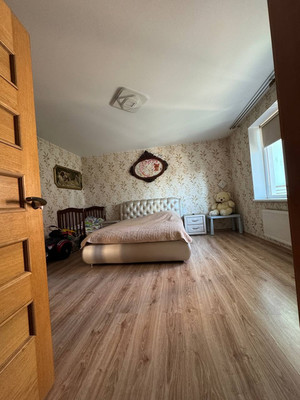 Продам двухкомнатную (2-комн.) квартиру, Тихая ул, 5, Калининград г