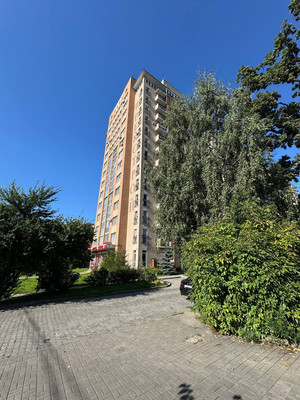 Продам двухкомнатную (2-комн.) квартиру, Тихая ул, 5, Калининград г