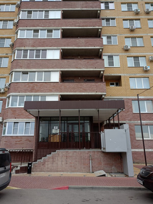Продам однокомнатную (1-комн.) квартиру, Суворова ул, 122б, Воронеж г