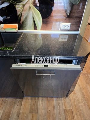Продам двухкомнатную (2-комн.) квартиру, Витебский пр-кт, 99к2, Санкт-Петербург г