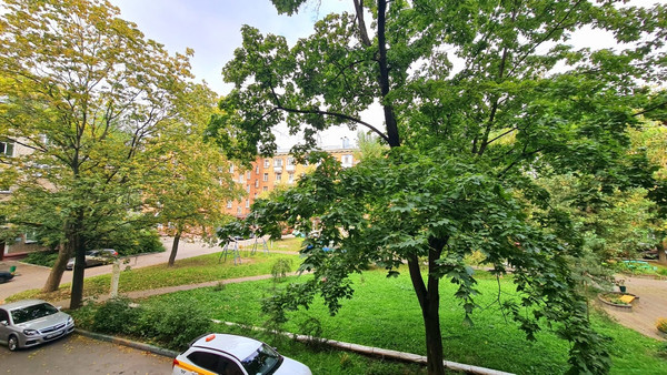 Продам двухкомнатную (2-комн.) квартиру, Ленинградская ул, 9, Химки г