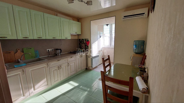 Продам однокомнатную (1-комн.) квартиру, Ленина ул, 199, Горячий Ключ г