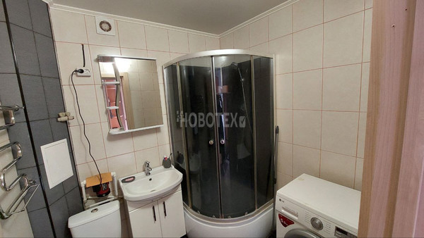 Продам однокомнатную (1-комн.) квартиру, Ленина ул, 199, Горячий Ключ г