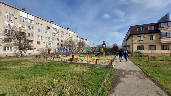 Продам однокомнатную (1-комн.) квартиру, Ленина ул, 199, Горячий Ключ г