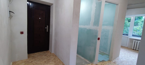 Продам двухкомнатную (2-комн.) квартиру, Б. Хмельницкого ул, 107, Туапсе г