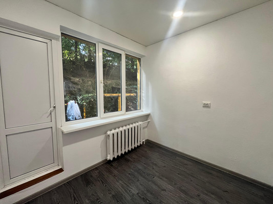 Продам двухкомнатную (2-комн.) квартиру, Б. Хмельницкого ул, 6, Туапсе г