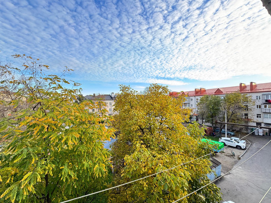 Продам двухкомнатную (2-комн.) квартиру, Шортанова ул, 40/31, Нальчик г