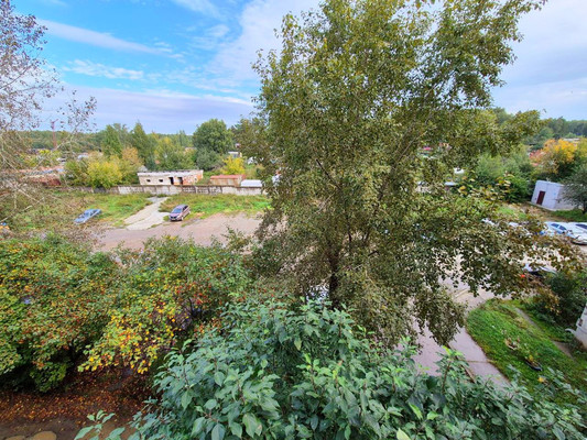 Продам двухкомнатную (2-комн.) квартиру, Новокольцовская ул, 11, Екатеринбург г