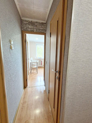 Продам двухкомнатную (2-комн.) квартиру, Новокольцовская ул, 11, Екатеринбург г