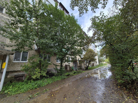 Продам двухкомнатную (2-комн.) квартиру, Новокольцовская ул, 11, Екатеринбург г