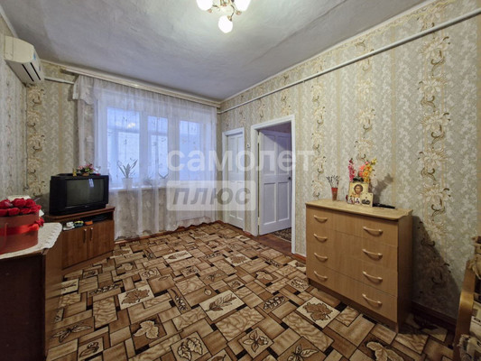 Продам двухкомнатную (2-комн.) квартиру, Красная ул, 112, Славянск-на-Кубани г