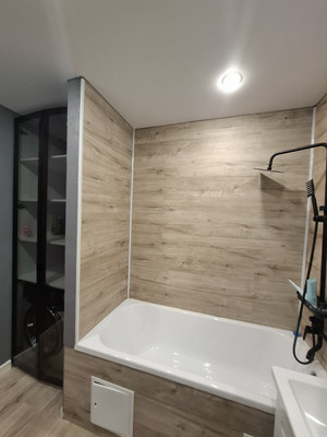 Продам двухкомнатную (2-комн.) квартиру, Островского ул, 21, Октябрьский г