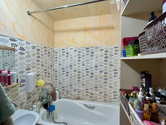 Продам трехкомнатную (3-комн.) квартиру, им. Тургенева ул, 144, Краснодар г