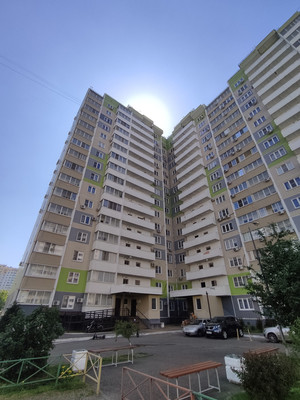 Продам двухкомнатную (2-комн.) квартиру, им. Героя Владислава Посадского ул, 50, Краснодар г