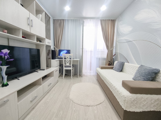 Продам двухкомнатную (2-комн.) квартиру, Западный Обход ул, 39/2к5, Краснодар г