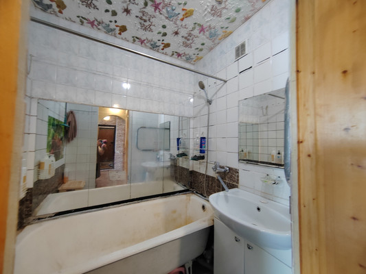Продам многокомнатную квартиру, Черноисточинское ш, 27, Нижний Тагил г
