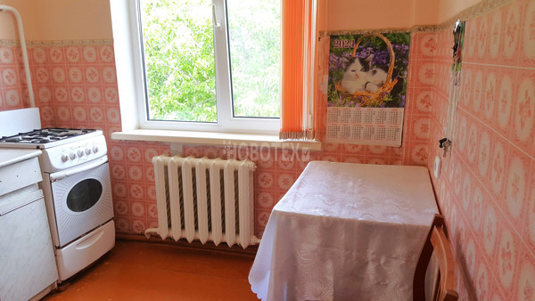 Продам двухкомнатную (2-комн.) квартиру, Кирова ул, 11, Саук-Дере п