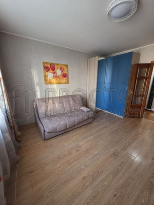 Продам двухкомнатную (2-комн.) квартиру, Большая Очаковская ул, 28, Москва г