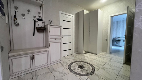 Продам двухкомнатную (2-комн.) квартиру, Среднерогатская ул, 10к1, Санкт-Петербург г