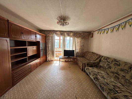 Продам многокомнатную квартиру, Шполянской ул, 18, Симферополь г