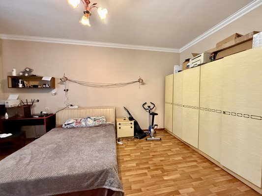 Продам однокомнатную (1-комн.) квартиру, Павленко ул, 15, Симферополь г