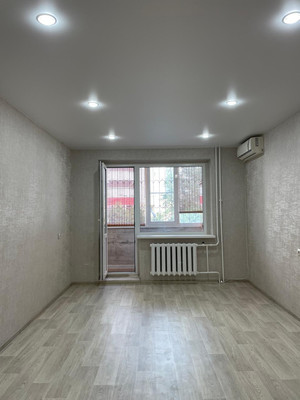 Продам однокомнатную (1-комн.) квартиру, Стабильная ул, 11к1, Ростов-на-Дону г