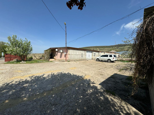 Продам торговое помещение 179 м2, Садовая ул, 191, Прикубанский п