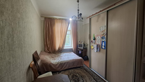 Продам комнату в 3-комн. квартире, Комсомольская ул, 19/27, Жилево рп