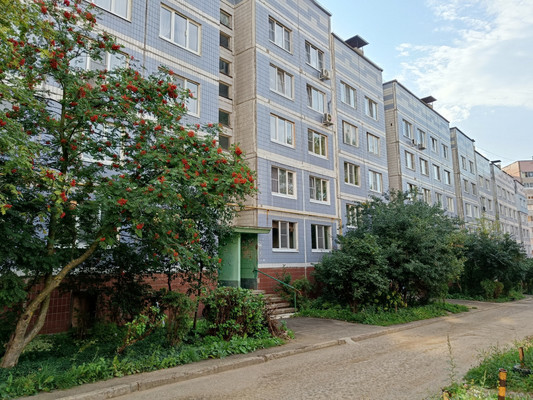 Продам двухкомнатную (2-комн.) квартиру, Зубковой ул, 31к2, Рязань г