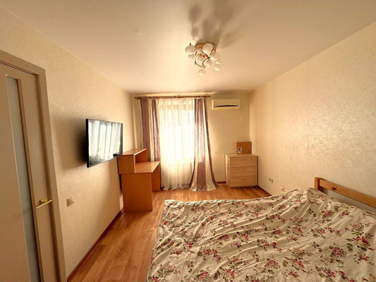 Продам однокомнатную (1-комн.) квартиру, 2-я Юго-Западная ул, 35, Казань г