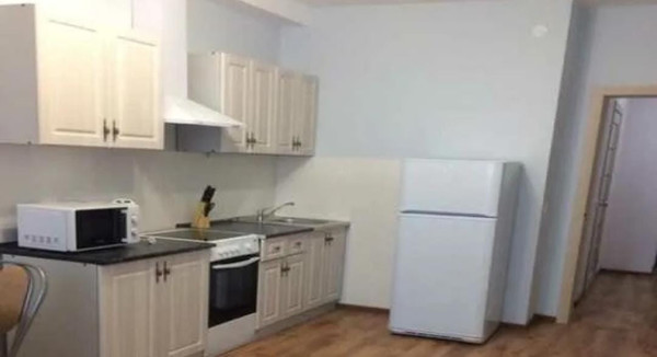 Продам трехкомнатную (3-комн.) квартиру, Ефремова ул, 39, Армавир г