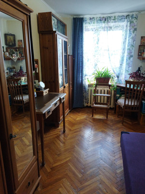 Продам трехкомнатную (3-комн.) квартиру, Ленинградская ул, 71А, Пушкин г