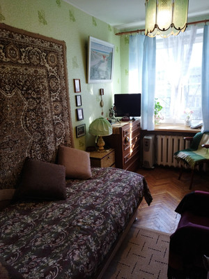 Продам трехкомнатную (3-комн.) квартиру, Ленинградская ул, 71А, Пушкин г