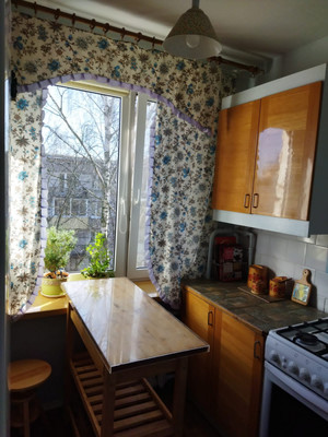 Продам трехкомнатную (3-комн.) квартиру, Ленинградская ул, 71А, Пушкин г