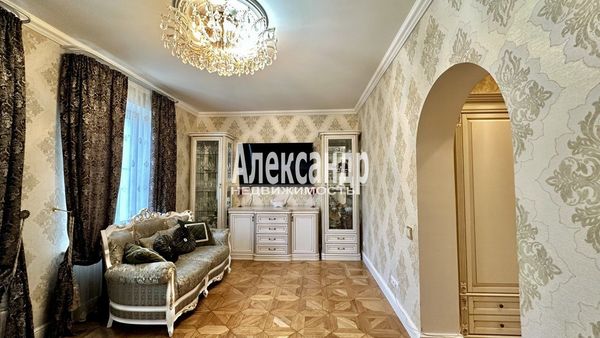 Продам двухкомнатную (2-комн.) квартиру, Октябрьский пр-кт, 104, Всеволожск г