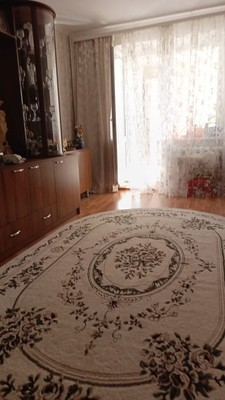 Продам трехкомнатную (3-комн.) квартиру, Красногвардейский б-р, 27к2, Подольск г