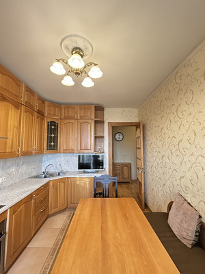 Продам двухкомнатную (2-комн.) квартиру, Славы пр-кт, 52, Санкт-Петербург г