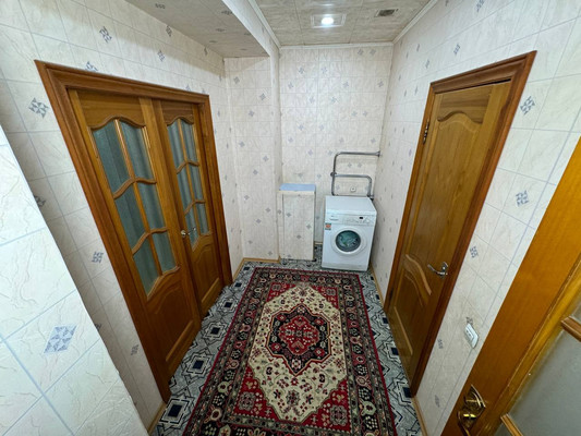 Продам трехкомнатную (3-комн.) квартиру, Мира пр-кт, 13, Комсомольск-на-Амуре г