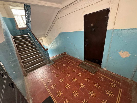 Продам трехкомнатную (3-комн.) квартиру, Мира пр-кт, 13, Комсомольск-на-Амуре г