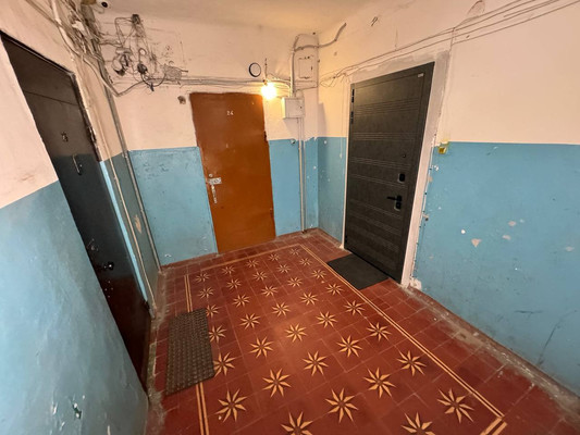 Продам трехкомнатную (3-комн.) квартиру, Мира пр-кт, 13, Комсомольск-на-Амуре г
