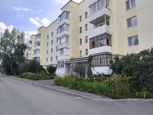 Продам двухкомнатную (2-комн.) квартиру, Комсомольская ул, 36, Медведево пгт