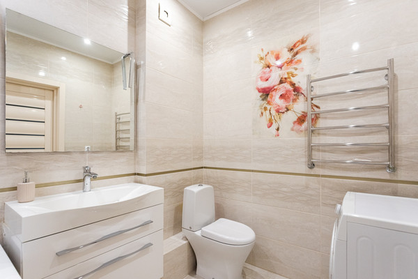 Продам двухкомнатную (2-комн.) квартиру, З.Космодемьянской ул, 14, Калининград г