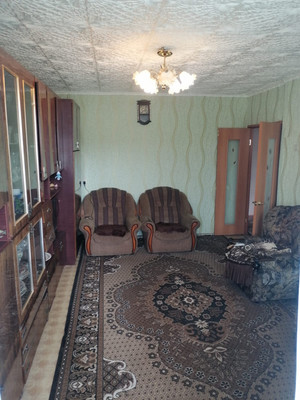 Продам трехкомнатную (3-комн.) квартиру, Болотова ул, 14, Алексин г